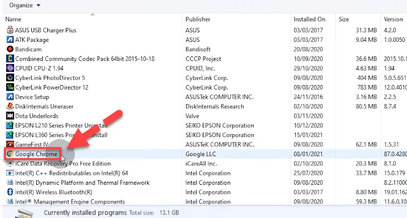 Windows installed programs list with a red arrow pointing to the Google Chrome entry